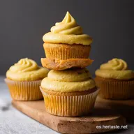 Cupcakes Caseros Como los de la Abuela Receta F&aacute;cil