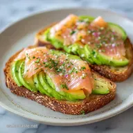 Tosta Gourmet Pan Cristal: Crujiente y Cremosa